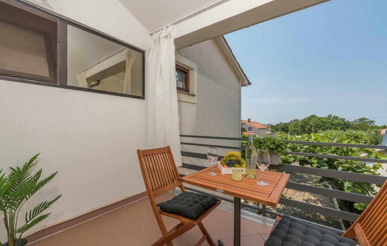 Apartment Green With Balcony Nova Vas  Exterior foto